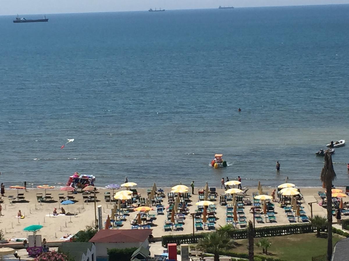 Quartz Apartament Durrës Esterno foto